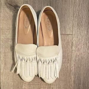 Tod's Cream Leather Fringe Loafers